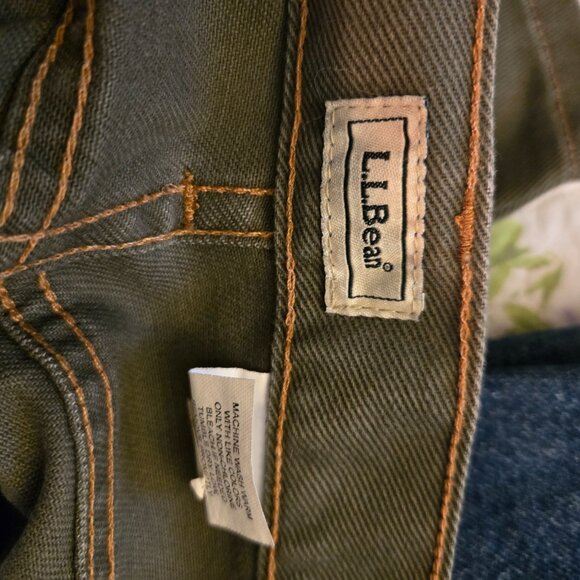 Two Pairs LL Bean Jeans Size 8 - EUC - Picture 3 of 6